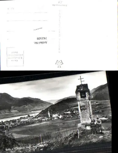 742509 Foto AK Spitz a. d. Donau Wachau von Roten Tor aus Frau Kind Bildstock