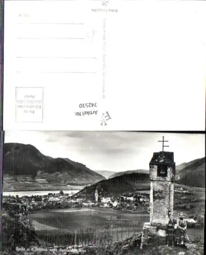 742510 Foto AK Spitz a. d. Donau Wachau von Roten Tor aus Frau Kind Bildstock