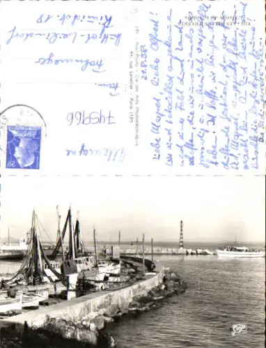 745966 Foto AK Les Salins d Hyeres L Arrive de la Vedette Hafen Boote France