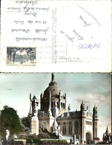 747050 Foto AK Lisieux Calvados La Basilique et la Statue Ste-Therese France