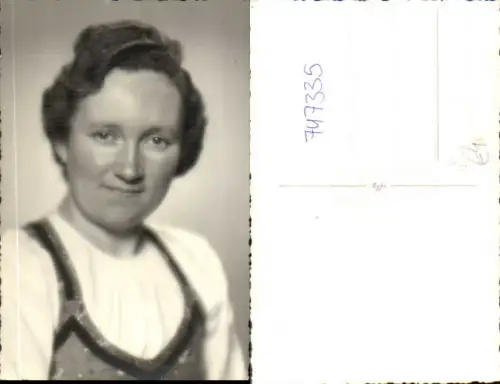 747335 Foto AK Frau Portrait pub Foto Hans Werner Wien Klosterneuburg