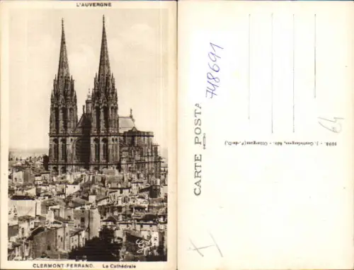 748691 L Auvergne Clermont-Ferrand La Cathedrale France