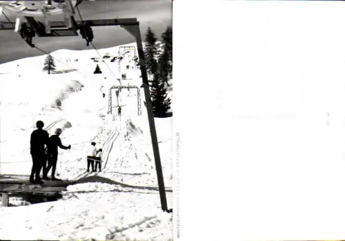 749118 Lienz Zettersfeld Skilift Lift Sessellift