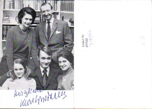 750962 Politiker Kurt Waldheim m. Familie Gattin Sissy Widmung Autogrammkarte