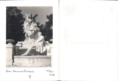 752748 Fotokunst Dr. Defner W 98 Wien Raimund Denkmal