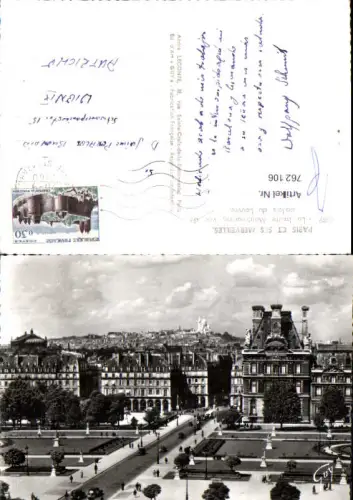 762106 Paris La butte Montmartre, vue du palais du Louvre Département Paris France