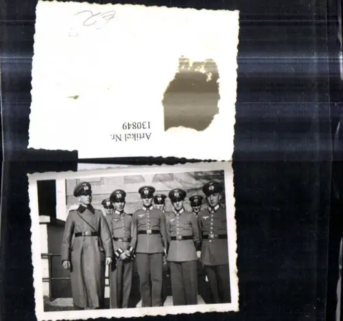 130849,Foto WW2 Soldaten Uniform Gruppenbild Wehrmacht Kappe