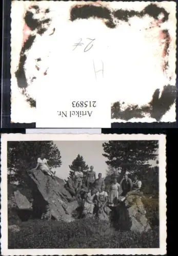 215893,WW2 Foto Wehrmacht Soldaten Uniform Frauen a. Felsen sitzend