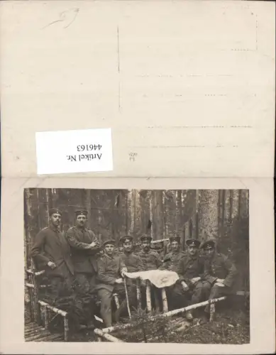 446163,Foto Ak WW1 Soldaten Uniform in Wald Bäume