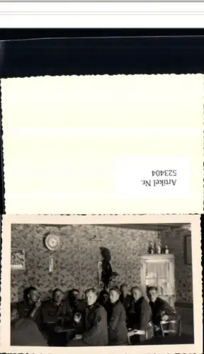 523404,Foto WW2 Wehrmacht Soldat Uhr Wein Uniform Gruppenfoto