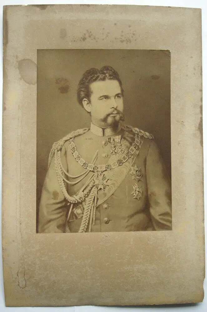 Josef Albert (1825-1886) Portrait Foto Ludwig II. Albumin um 1870 Blindstempel 0