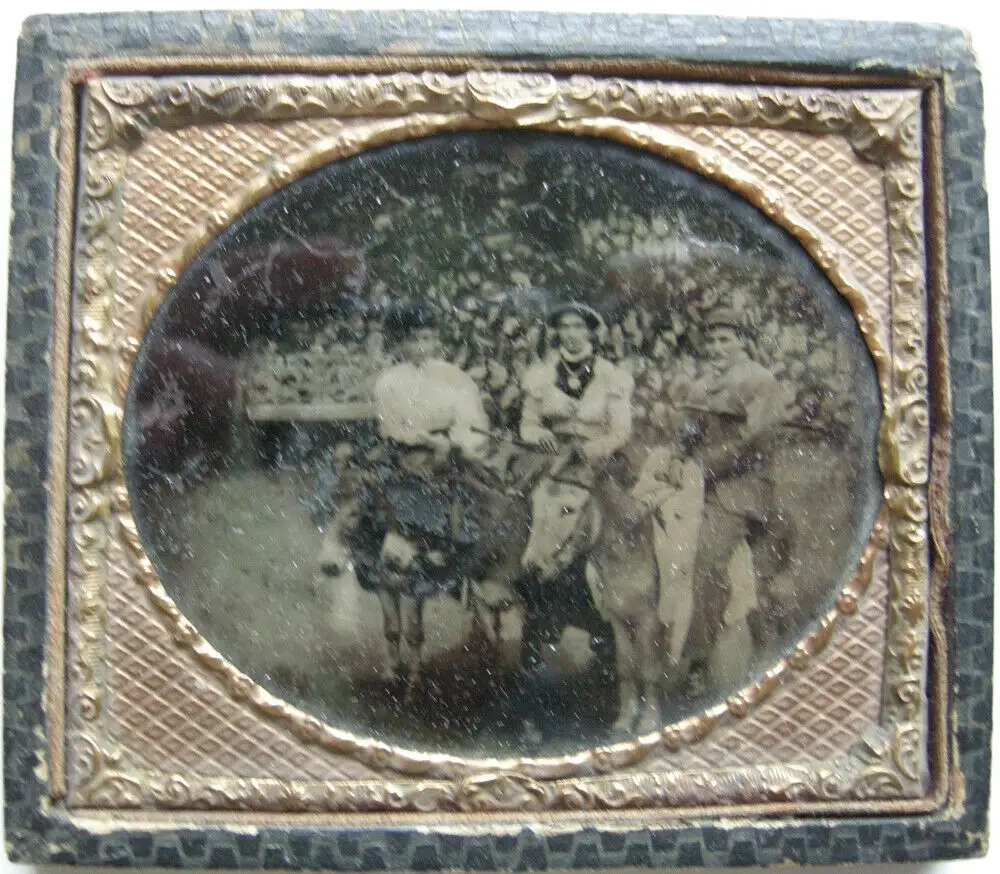 Daguerreotypie Drei Personen auf Eseln gerahmt um 1850 0