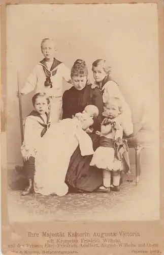 Kaiserin Augusta Victoria mit Kindern Albumin Atelier Selle & Kunze Potsdam 1888