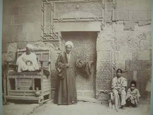 Pascal Sebah (1823-1886) Arabischer Innenhof Ägypten 1880 Albumin