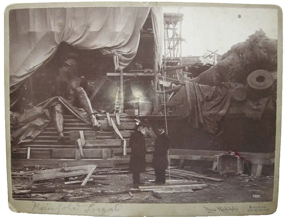 Reinhold Begas Bildhauer Atelier Kaiser-Wilhelm-Nationaldenkmal 1897 Albumin 0