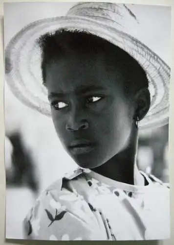 Gerhard Binanzer (1929-2006) Portrait junge Afrikanerin Silberbromid 1970/80