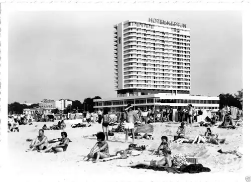 Ansichtskarte, Rostock - Warnemünde, Hotel Neptun, 1973