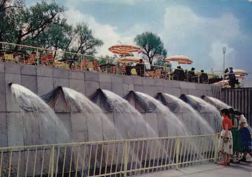 Ansichtskarte, Köln - Deutz, Rheinpark, Große Wasserwand mit Park-Restaurant, 1968