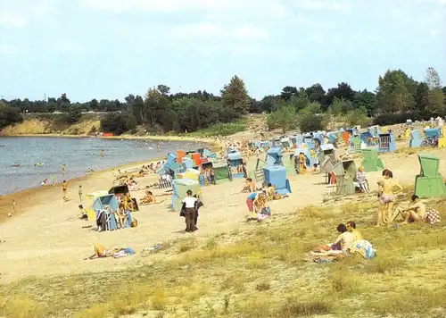 Ansichtskarte, Senftenberg, OT Großkoschen, Senftenberger See, Strand, belebt, 1990