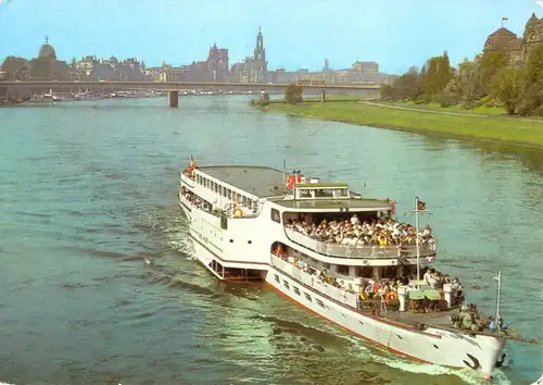 AK, Dresden, Raddampfer "Karl-Marx" auf der Elbe in Dresden, 1984