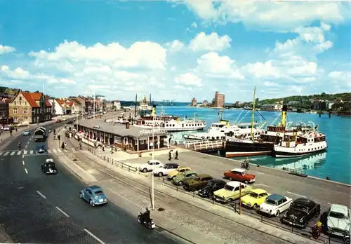 AK, Flensburg, Hafen mit Fördebrücke, um 1975