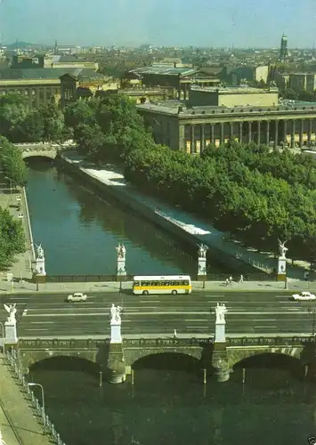 AK, Berlin Mitte, Blick auf Marx-Engels-Brücke und Museumsinsel, 1986