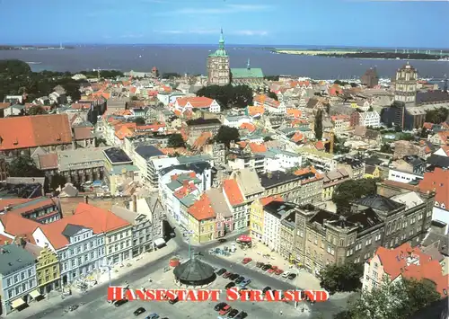 AK, Stralsund, Teilübersicht mit Marktplatz, um 2000