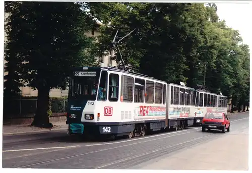 Foto im AK-Format, Potsdam, Alleestr., Straßenbahnzug, um  1995