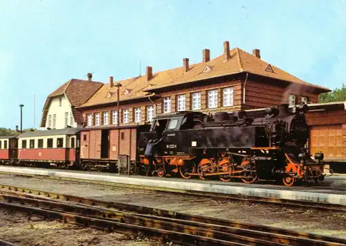 AK, Zug der Bäderbahn im Bahnhof Ostseebad Kühlungsborn West, 1980