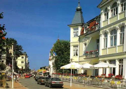 AK, Seebad Bansin auf Usedom, Straßenpartie belebt, um 2005
