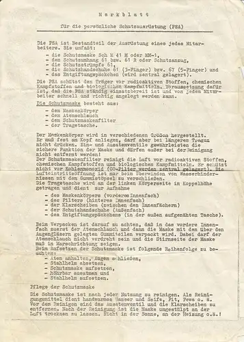 Merkblatt für die persönliche Schutzausrüstung - Maske, Schutzumhang,... 1980er