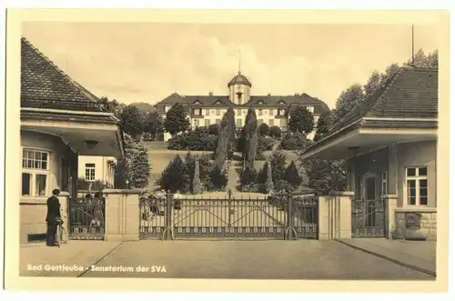 AK, Bad Gottleuba, Eingang zum Sanatorium der SVA, 1955