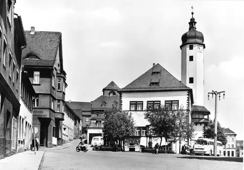 AK, Weida Kr. Gera, Neumarkt mit Rathaus, 1982