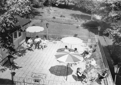 AK, Masserberg Thür. Wald, Ferienheim "Waldfrieden", Terrasse, 1970