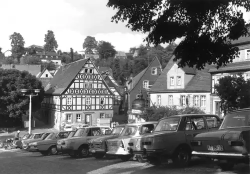 AK, Hohnstein Sächs. Schweiz, Markt, zeitgen. Pkw, 1981
