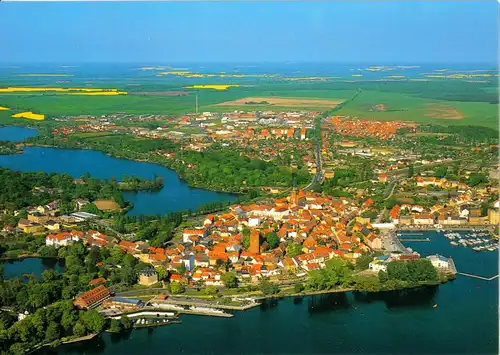 AK, Waren Müritz, Blick von der Müritz auf die Altstadt, Luftbildansicht, 2006