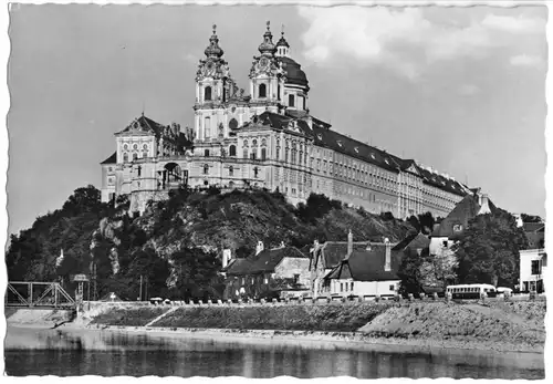 AK, Melk a.d. Donau, Niederösterreich, Blick zum Benediktinerstift, um 1965