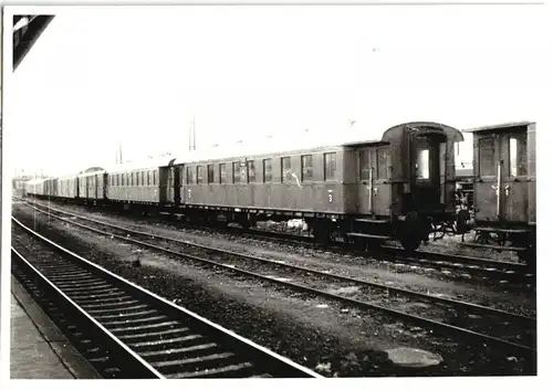 Foto im AK-Format, Zwickau, DR-Traditionszug in Zwickau Hbf., 1983