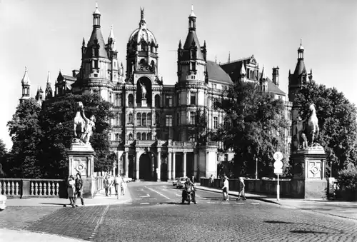 AK, Schwerin, Blick zum Schloß, 1986