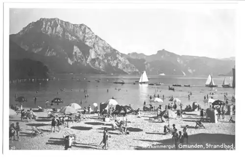 AK, Gmunden, Strandbad belebt, 1928
