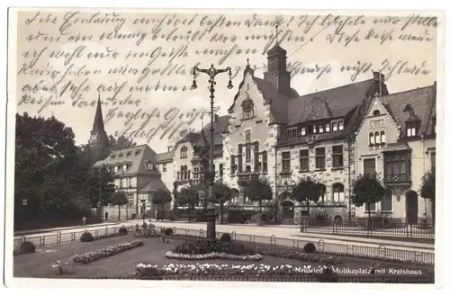 AK, Neuwied, Moltkeplatz mit Kreishaus, 1930