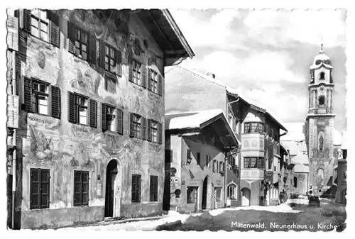 AK, Mittenwald, Straßenpartie mit Neunerhaus und Kirche, um 1961