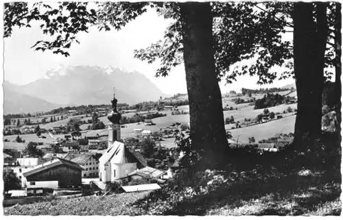 AK, Reit im Winkl, Teilansicht mit Kirche und Kaisergebirge, Version1,  um 1960