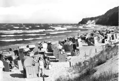 AK, Ostseebad Göhren Rügen, Strand belebt, 1983