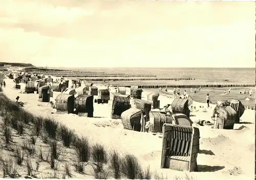 AK, Ostseebad Graal-Müritz, Badestrand in Müritz, belebt, 1963