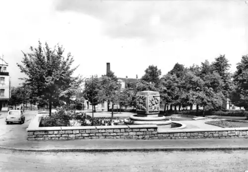 AK, Meerane Sa., Partie am Weberbrunnen, 1971