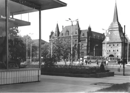 AK, Rostock, Ständehaus und Steintor, Straßenbahn, 1972