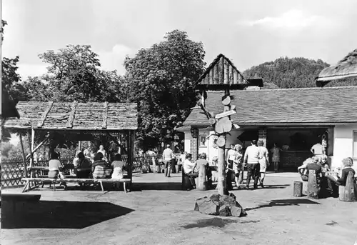 AK, Schwarzburg Thür. Wald, Schloßschenke, Terrasse, belebt, 1976