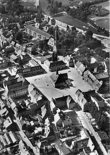 AK, Neustadt in Sachs., Luftbild, Areal am Marktplatz, 1973