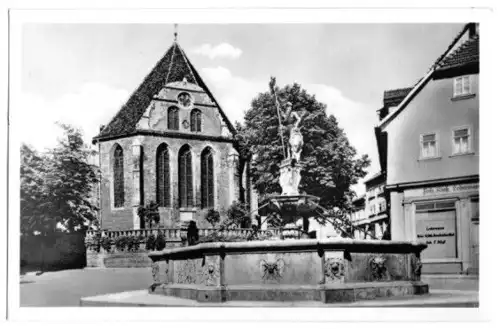 AK, Arnstadt Thür., Hopfenbrunnen und Bachkirche, 1956